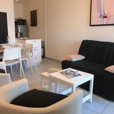 5 Couchages Avec Acces Direct A La Et Garage - - Fr-1-224-769 *