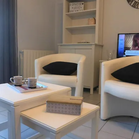 5 Couchages Avec Acces Direct A La Et Garage - - Fr-1-224-769 Apartment